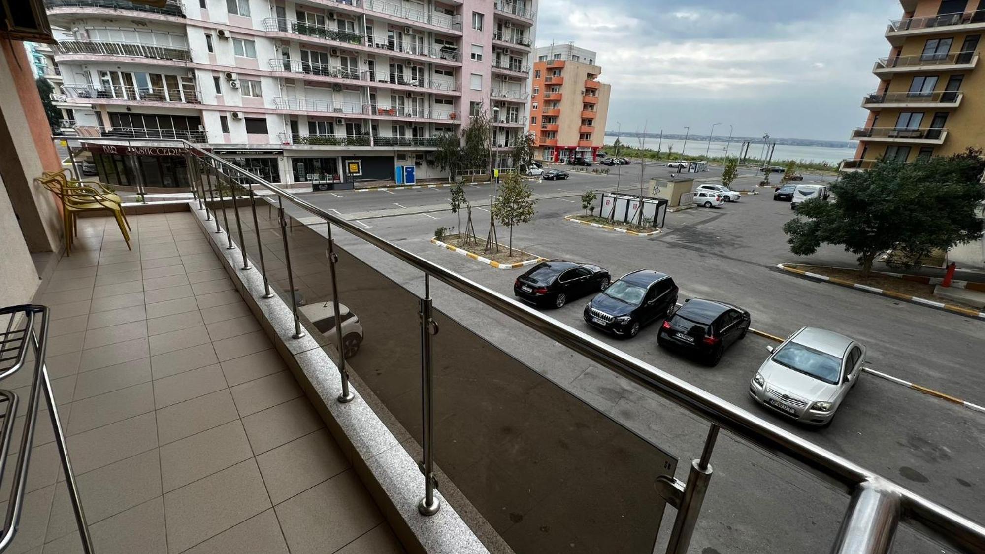 Catalina Summerland Apartaments Mamaia Nord Exterior photo