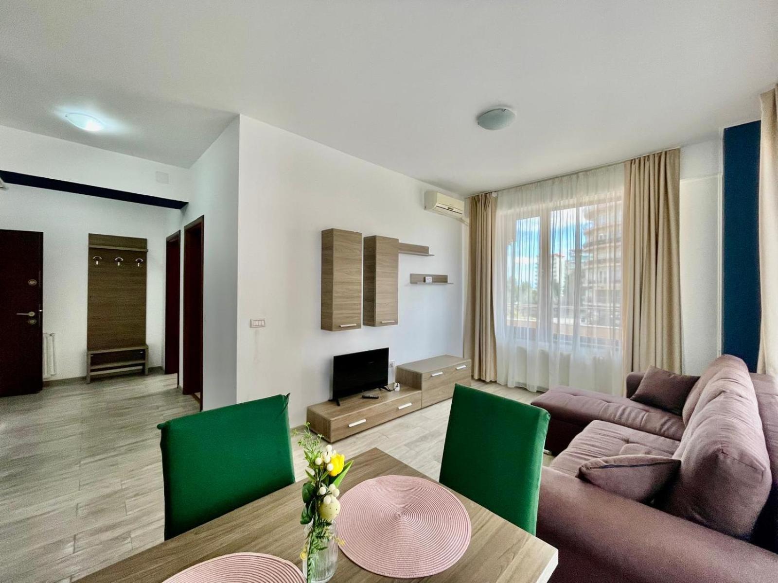 Catalina Summerland Apartaments Mamaia Nord Exterior photo